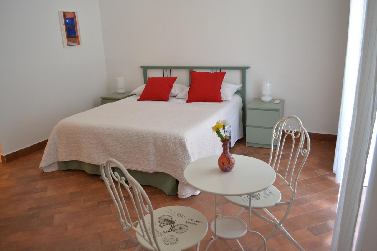 Le Stanze Di Dolly Bed and Breakfast Neapel Exteriör bild